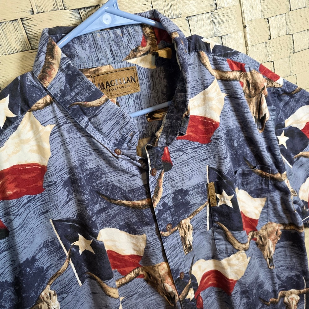 Magellan Sportswear Button Up Shirt Men XXL Blue Texas Flag Longhorn Skull S/S